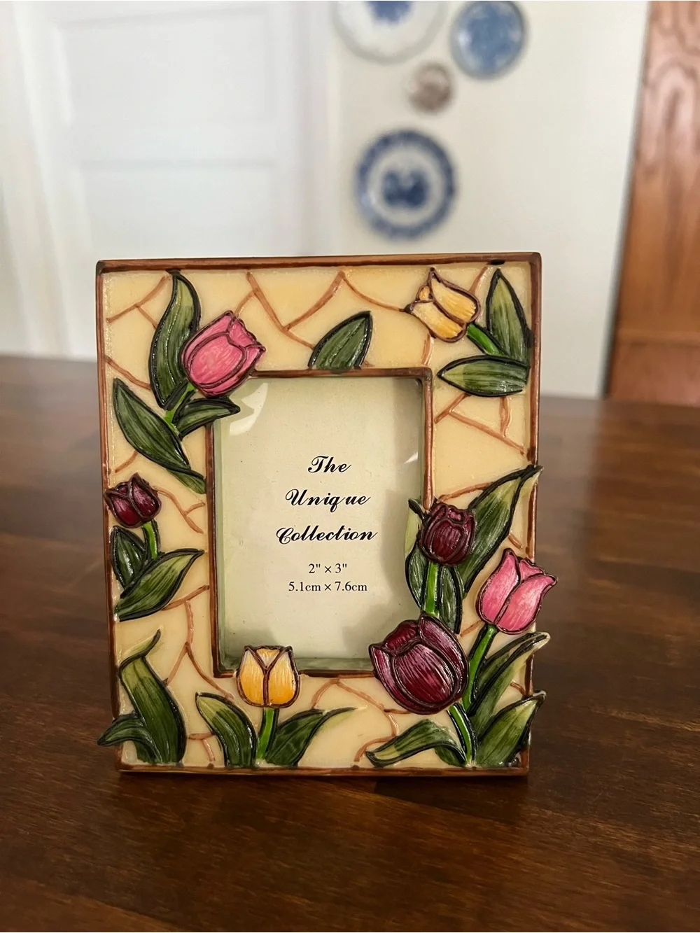 Richesco Corporation Tulip Flowers Stained Glass Look Hand-Painted Picture Frame